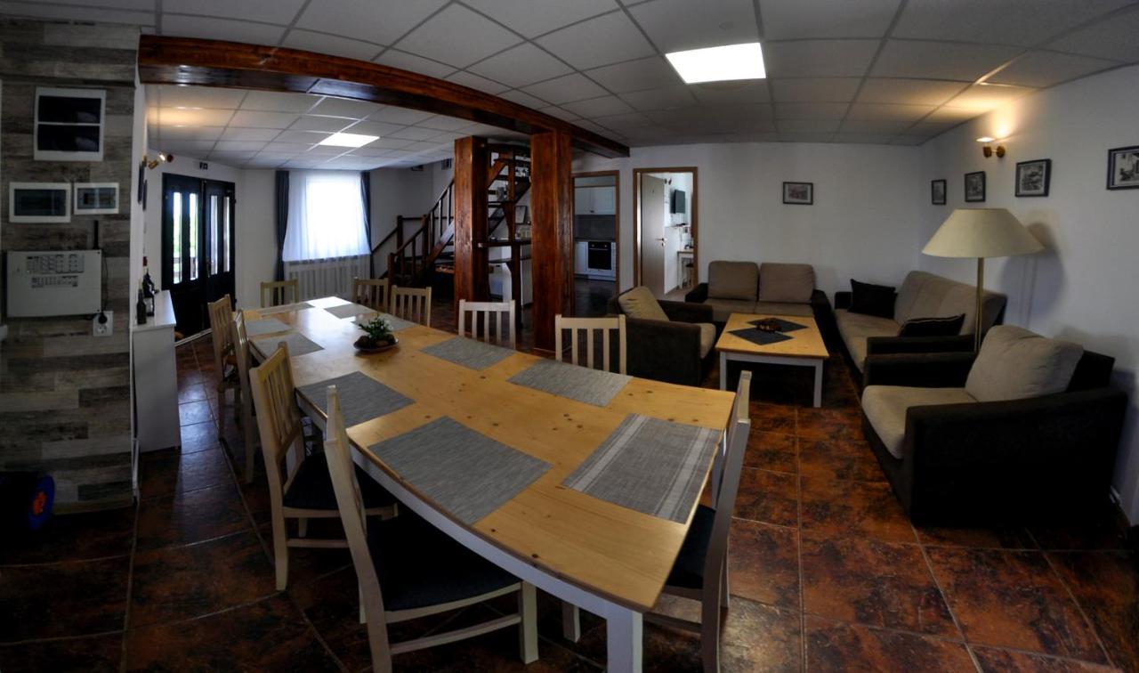 Cabana La Pestera Pestera  Zewnętrze zdjęcie