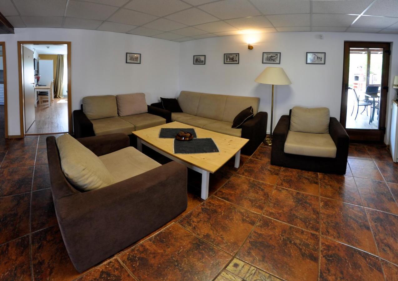 Cabana La Pestera Pestera  Zewnętrze zdjęcie